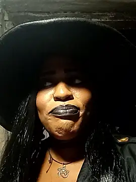 AmazonianMistress online show from 31, 10, 2025