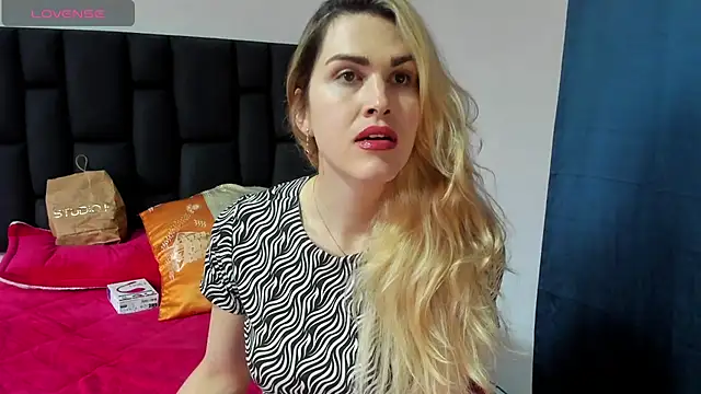 Aurora doll23 online show from 19, 3, 2025