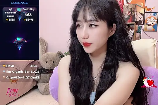  LLisa  online show from 15, 3, 2025