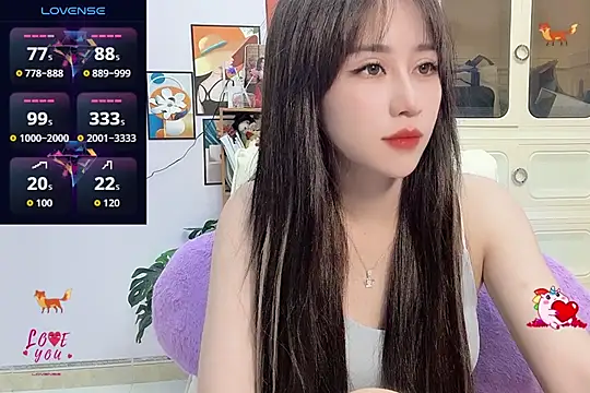  LLisa  online show from 12, 9, 2025