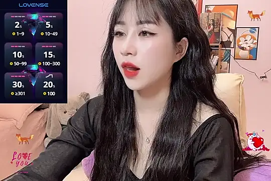  LLisa  online show from 3, 3, 2025