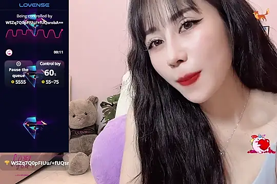  LLisa  online show from 5, 3, 2025