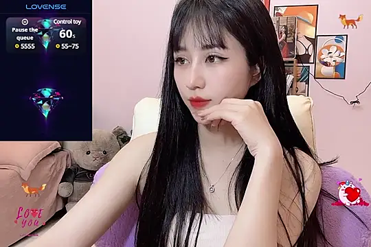  LLisa  online show from 12, 3, 2025