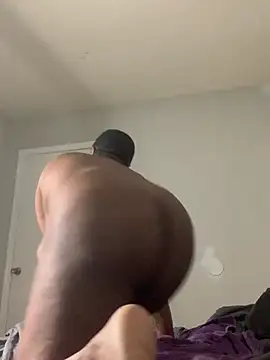 Snapshot of RonnieSteele chatting on 25, 2, 2025 RonnieSteele online show from 25, 2, 2025