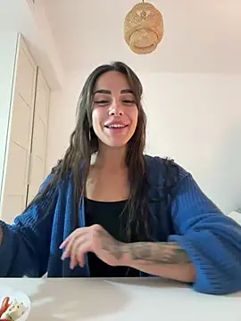 Snapshot of Alisa-Marie chatting on 21, 3, 2025 Alisa-Marie online show from 21, 3, 2025