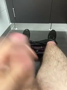 Drummer112 online show from 3, 11, 2025