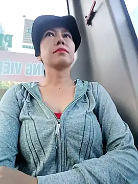 2HotAsain4u online show from 4, 4, 2026