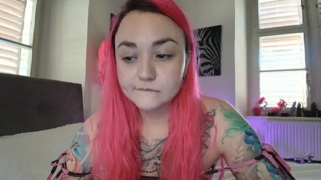 PinkHurricaneOfficial online show from 20, 3, 2025