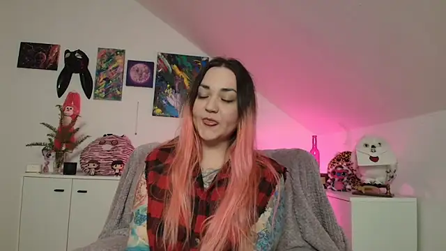 PinkHurricaneOfficial online show from 11, 4, 2026