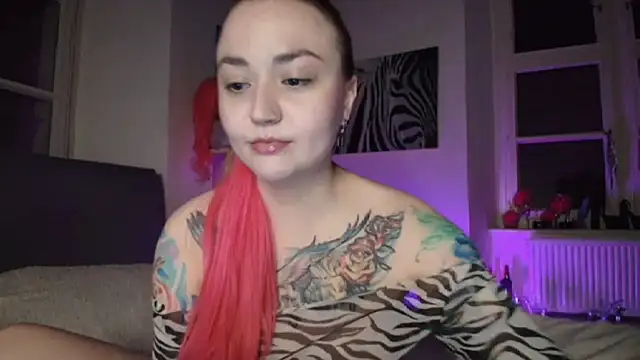 PinkHurricaneOfficial online show from 17, 3, 2025