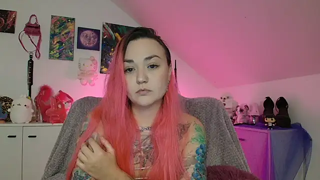 PinkHurricaneOfficial online show from 28, 9, 2025