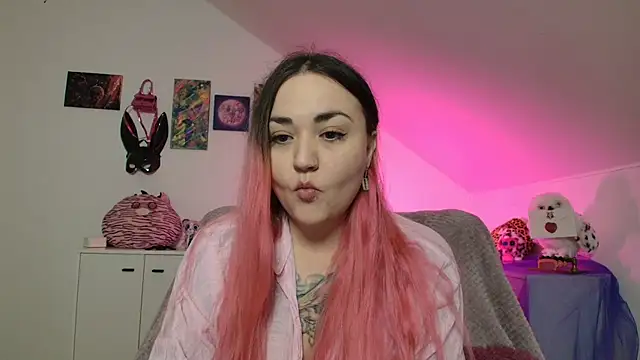 PinkHurricaneOfficial online show from 12, 1, 2026