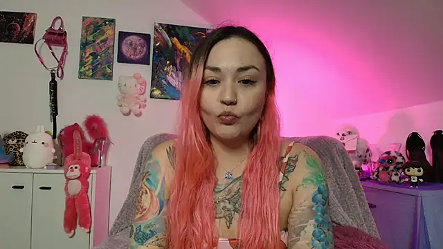 PinkHurricaneOfficial online show from 19, 10, 2025