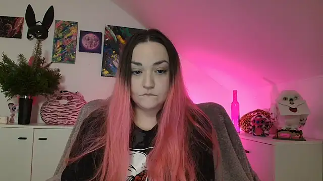 PinkHurricaneOfficial online show from 10, 3, 2026