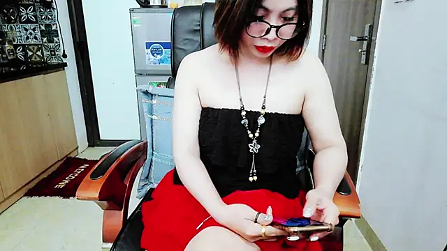 Miu-Le online show from 15, 11, 2025