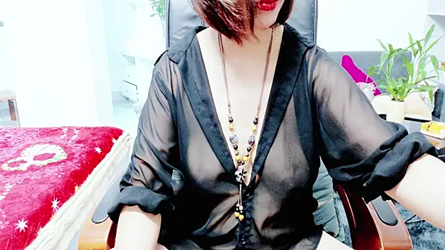 Snapshot of Miu-Le chatting on 19, 6, 2026 Miu-Le online show from 19, 6, 2026