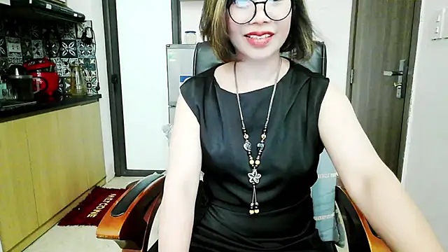 Miu-Le online show from 18, 10, 2025