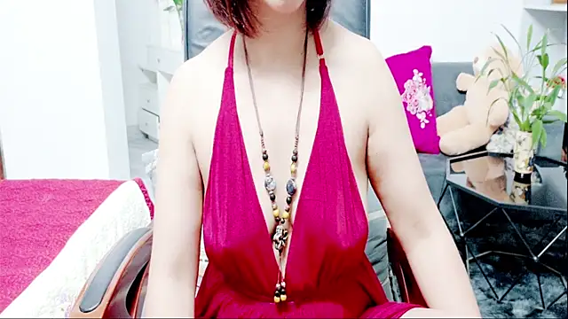 Snapshot of Miu-Le chatting on 14, 7, 2026 Miu-Le online show from 14, 7, 2026