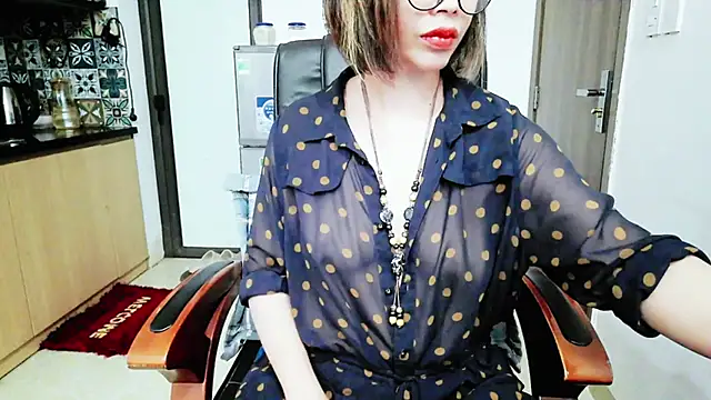 Miu-Le online show from 11, 11, 2025