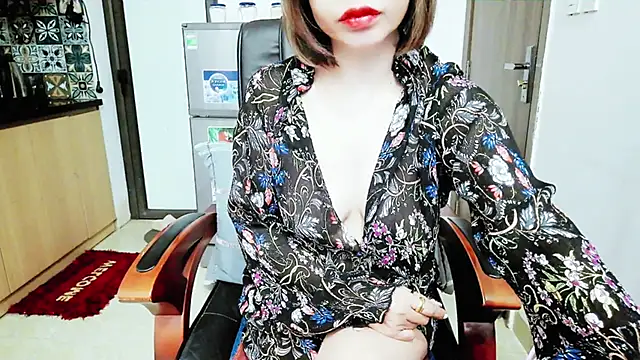 Miu-Le online show from 5, 12, 2025