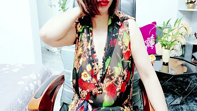 Snapshot of Miu-Le chatting on 23, 6, 2026 Miu-Le online show from 23, 6, 2026