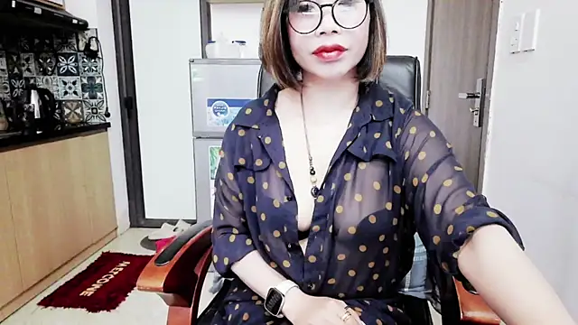 Miu-Le online show from 5, 11, 2025