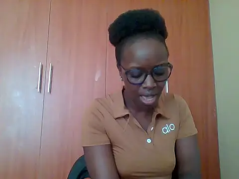 Snapshot of sexy_darleen23 chatting on 5, 7, 2026 sexy darleen23 online show from 5, 7, 2026