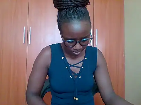 sexy darleen23 online show from 13, 4, 2026