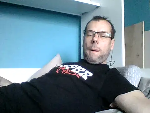 Snapshot of SEBIX-35 chatting on 21, 11, 2025 SEBIX-35 online show from 21, 11, 2025