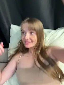 lovelly molly online show from 23, 3, 2026