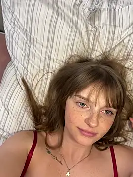 Snapshot of lovelly_molly chatting on 12, 2, 2026 lovelly molly online show from 12, 2, 2026