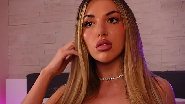 ClaraHazel online show from 17, 3, 2026