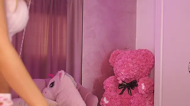 ClaraHazel online show from 1, 5, 2026