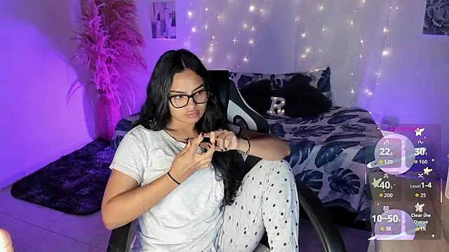 Snapshot of Riana_Kean chatting on 8, 2, 2026 Riana Kean online show from 8, 2, 2026