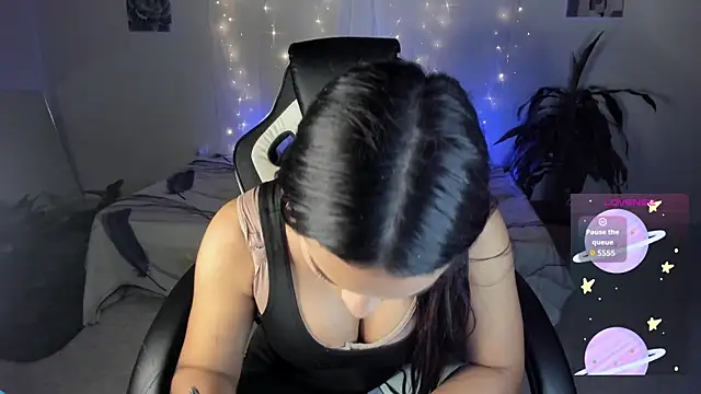 Riana Kean online show from 22, 10, 2025