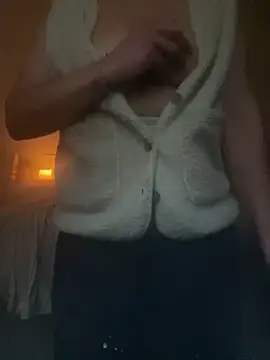 lolacharyx online show from 26, 11, 2025