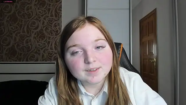 Snapshot of BettySprouse chatting on 30, 12, 2024 BettySprouse online show from 30, 12, 2024