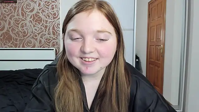 Snapshot of BettySprouse chatting on 4, 1, 2025 BettySprouse online show from 4, 1, 2025