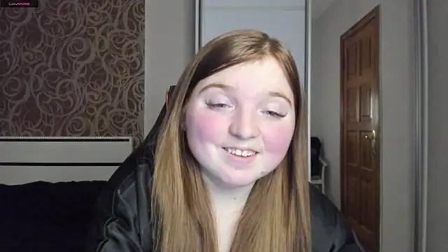 Snapshot of BettySprouse chatting on 24, 12, 2024 BettySprouse online show from 24, 12, 2024