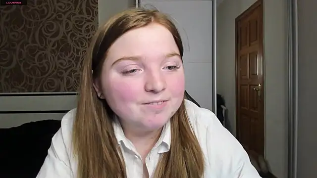 Snapshot of BettySprouse chatting on 8, 1, 2025 BettySprouse online show from 8, 1, 2025