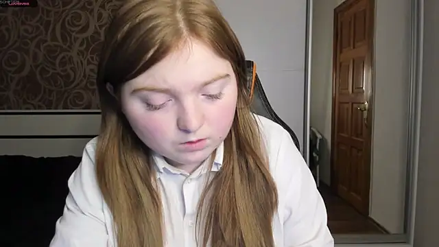 Snapshot of BettySprouse chatting on 24, 1, 2025 BettySprouse online show from 24, 1, 2025