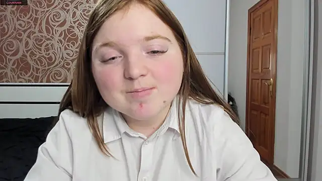 Snapshot of BettySprouse chatting on 4, 1, 2025 BettySprouse online show from 4, 1, 2025