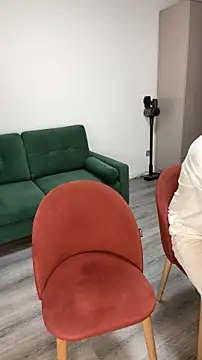 MrMrsRight online show from 2, 6, 2026