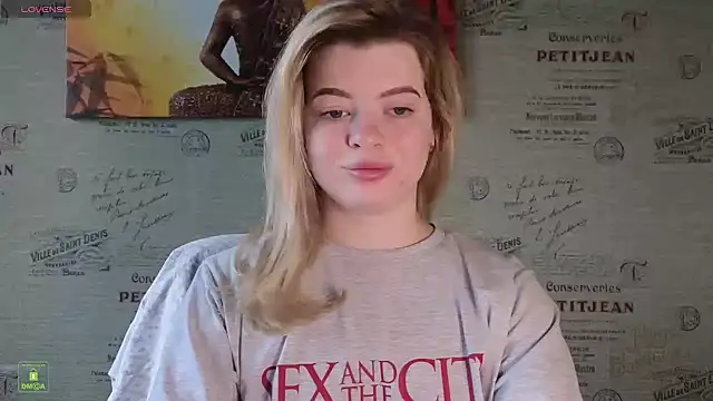 RinaBlondie online show from 12, 3, 2025