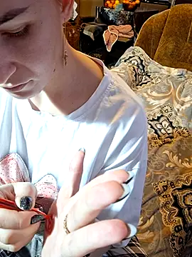  Kitti  online show from 5, 12, 2025