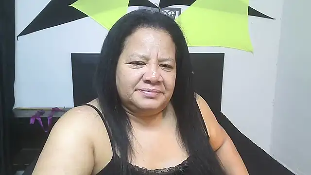 Shanttal0272 online show from 2, 4, 2026