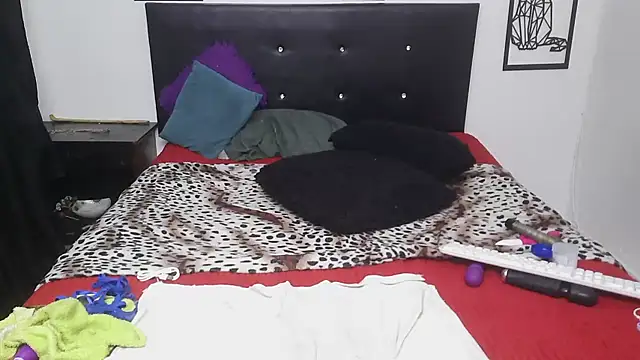 Shanttal0272 online show from 14, 1, 2026