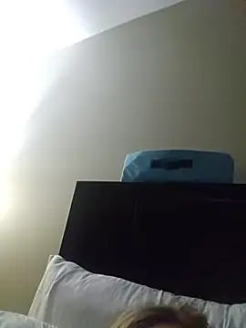 ellieconradxo online show from 26, 6, 2026