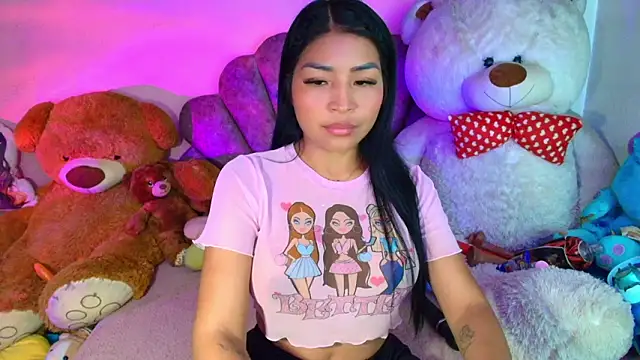 Pocahontascute 33 online show from 1, 3, 2026