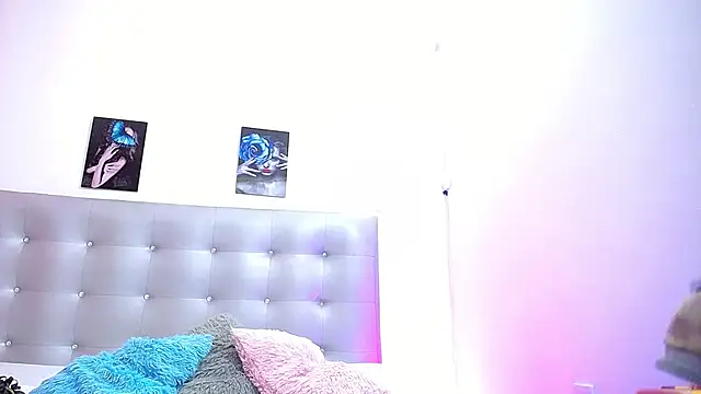 Snapshot of horny-juliette chatting on 16, 1, 2026 horny-juliette online show from 16, 1, 2026